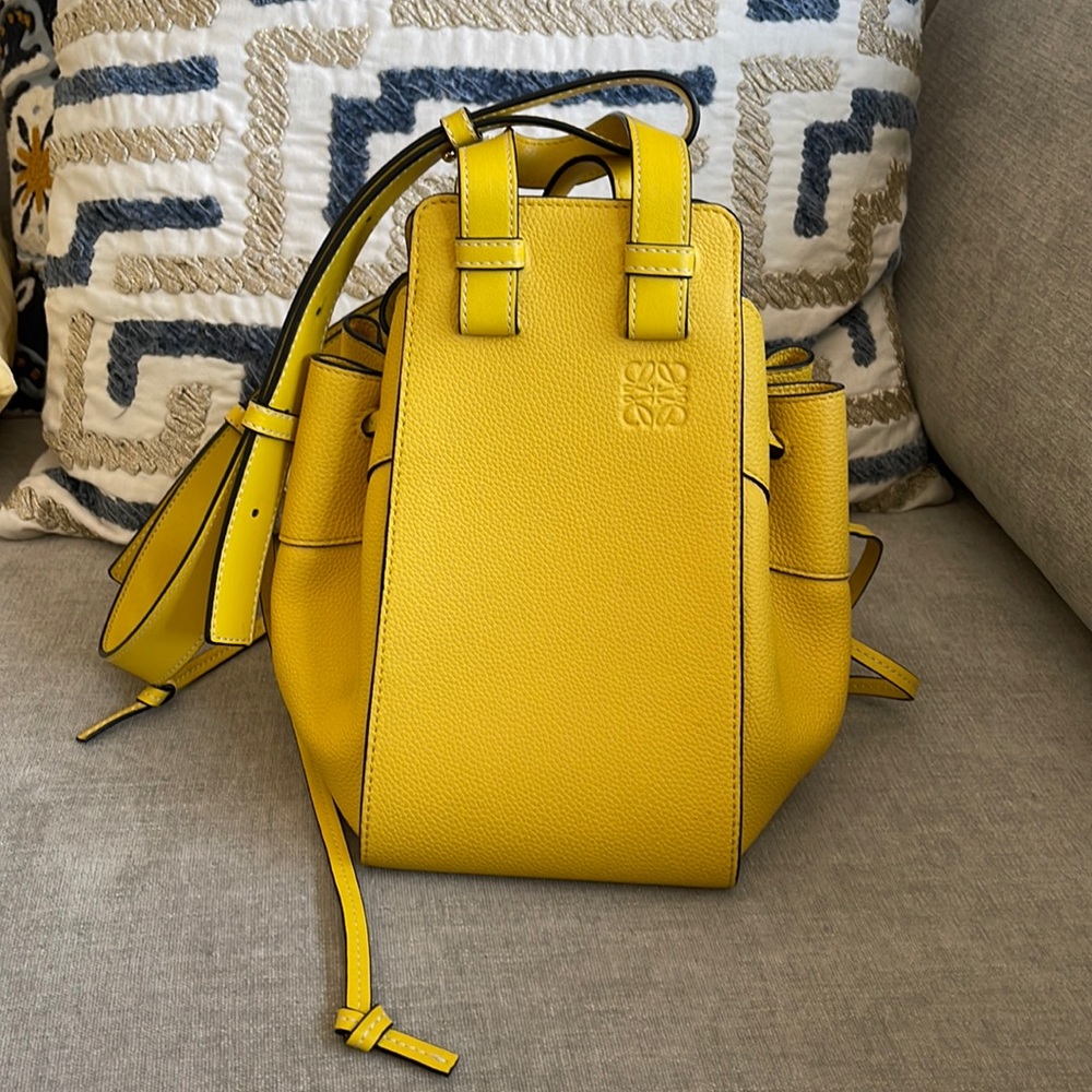 Loewe Hammock Bag Small 2 way. Comes with dust bag. Excellent used condition.